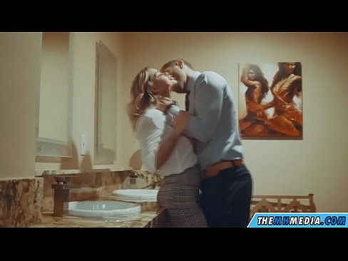❤️ Büyük memeli bir sarışın seni umumi tuvalette baştan çıkardığında ️ Süper porno bize %tr.sexafinkarasskaz.ru